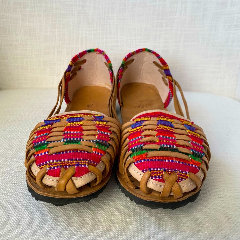 Leather and Textile Women’s Sandal Size 37 - El Salvador